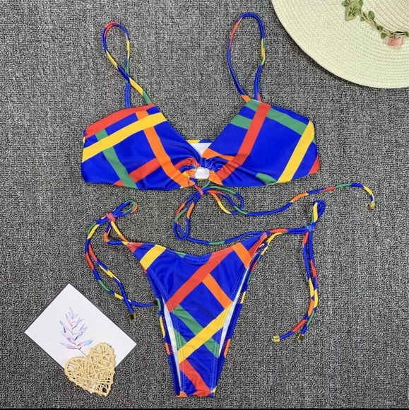 Beautiful Sexy Lace Up Print Bikini Set - Picture 5 of 8